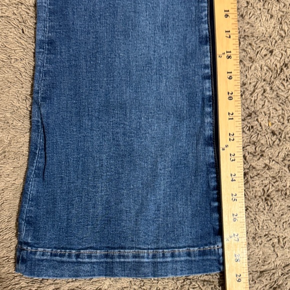 American Eagle Super Hi-Rise Flare Jeans Blue Women's Patch Pockets size 16 Boho - Picture 7 of 7